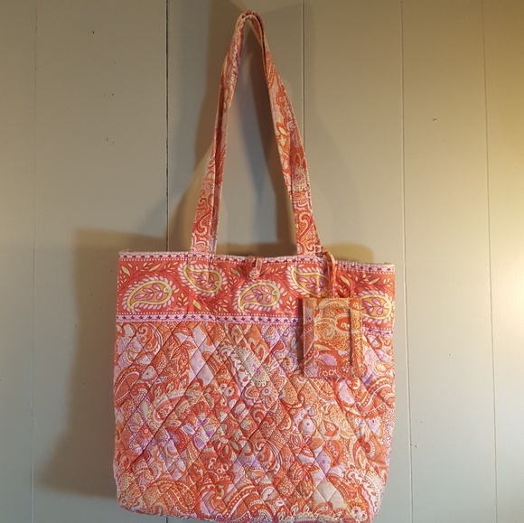 Vera Bradley Handbags - Vera Bradley Tote